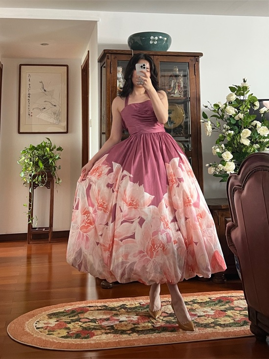 Leo Lin Dresses & Skirts - Leo Lin Nadia Voluminous Gown in Orient Print in Hibiscus AU6/US2 NWT